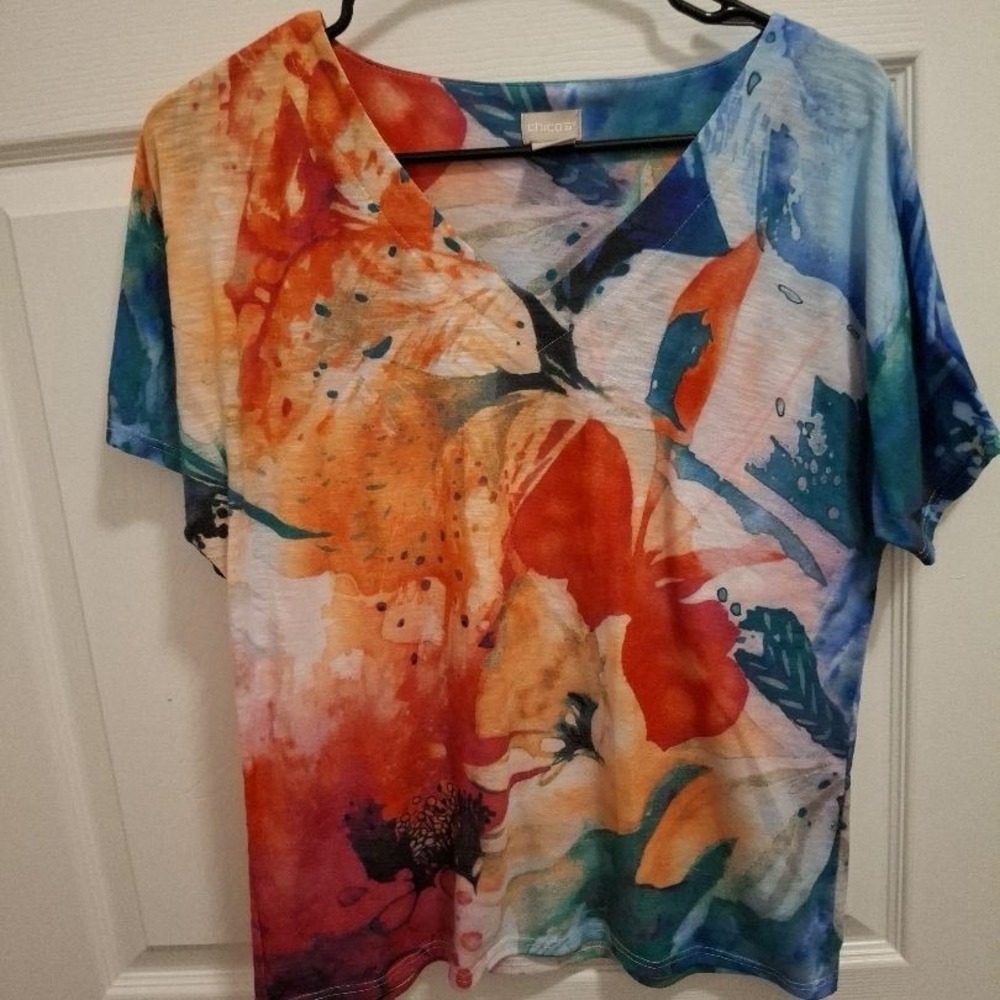 CHICO'S Medium Multi-Color Watercolor Pattern Short Sleeve Floral Vibrant Blouse